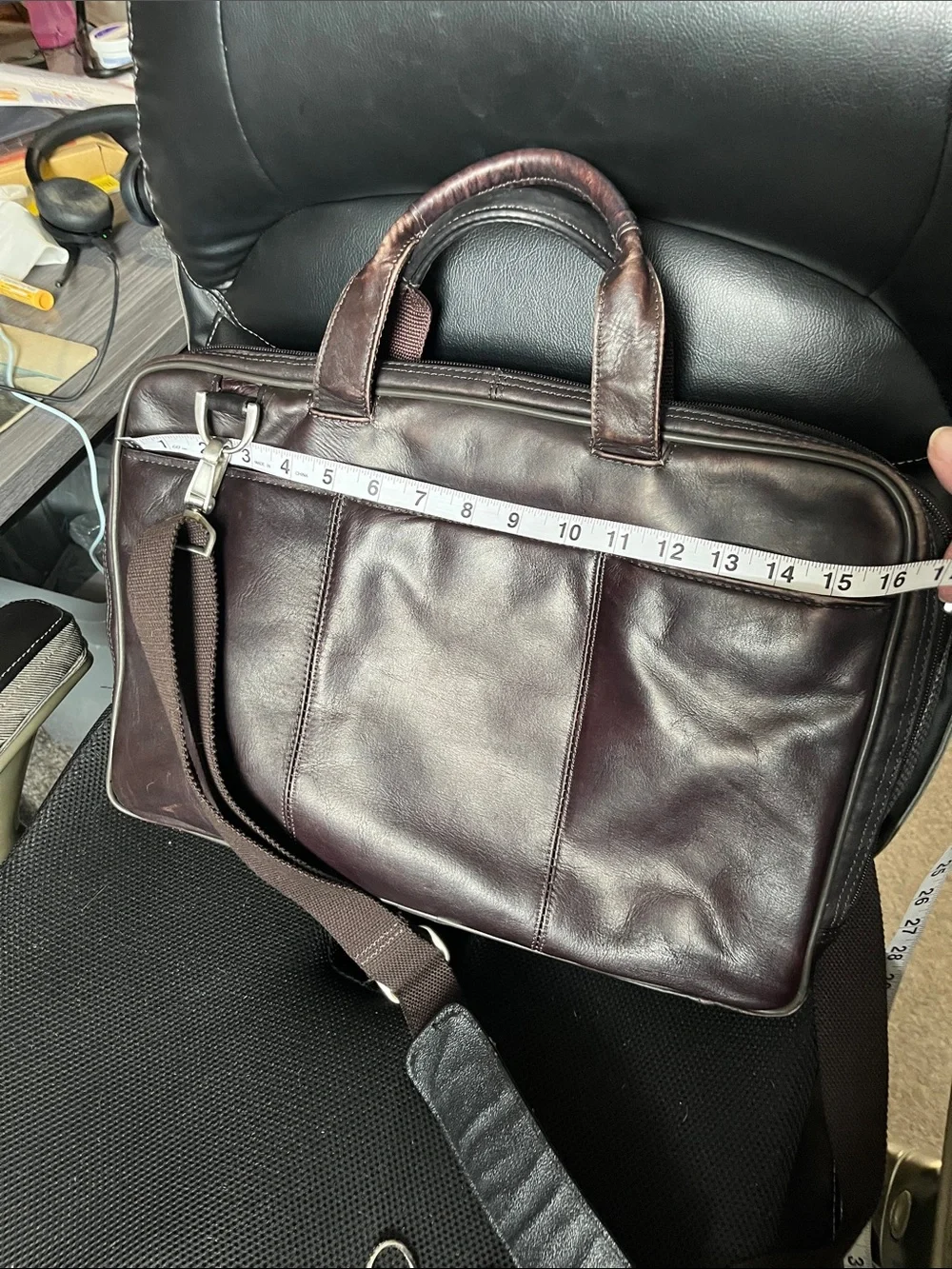 Kenneth Cole Reaction Brown Leather Briefcase Laptop Bag